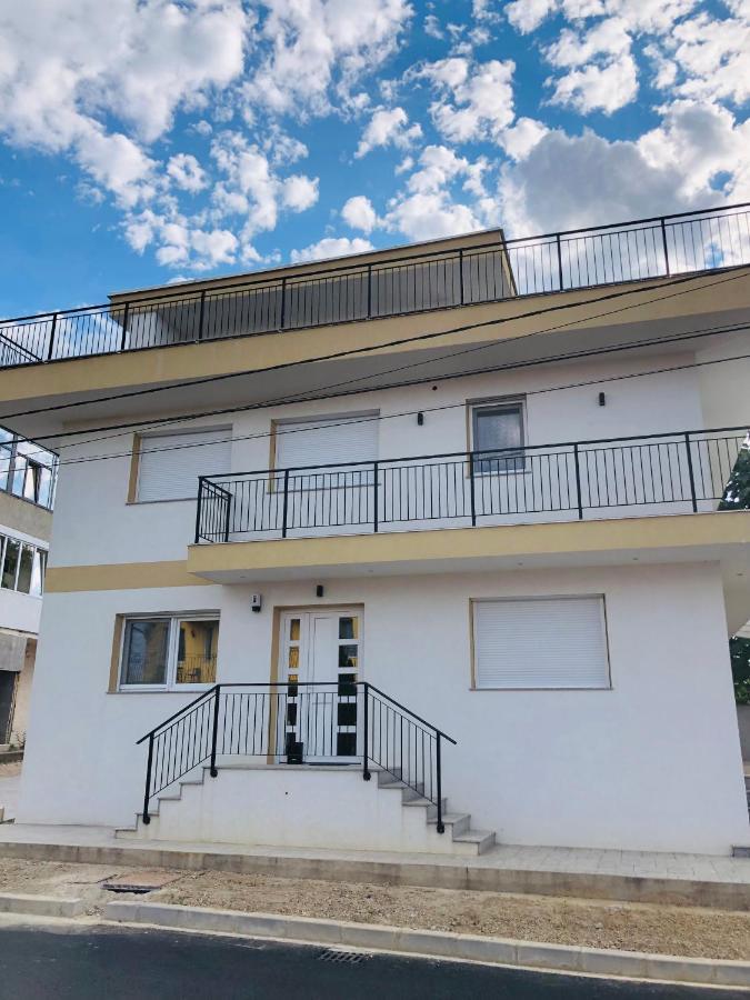 Villa Residence Sînmartin Exteriér fotografie